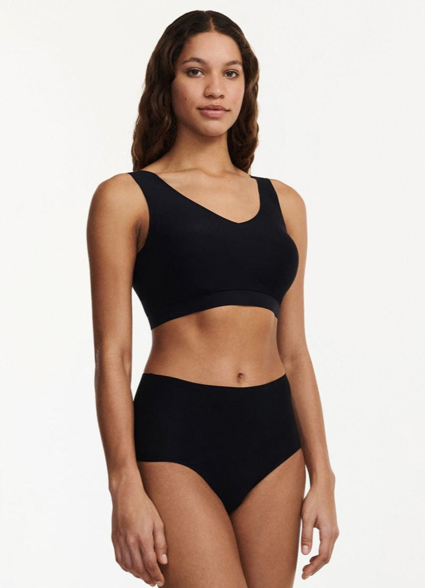 Softstetch bralette topp padded svart black, chantelle frilin, BH undertøy norge dame