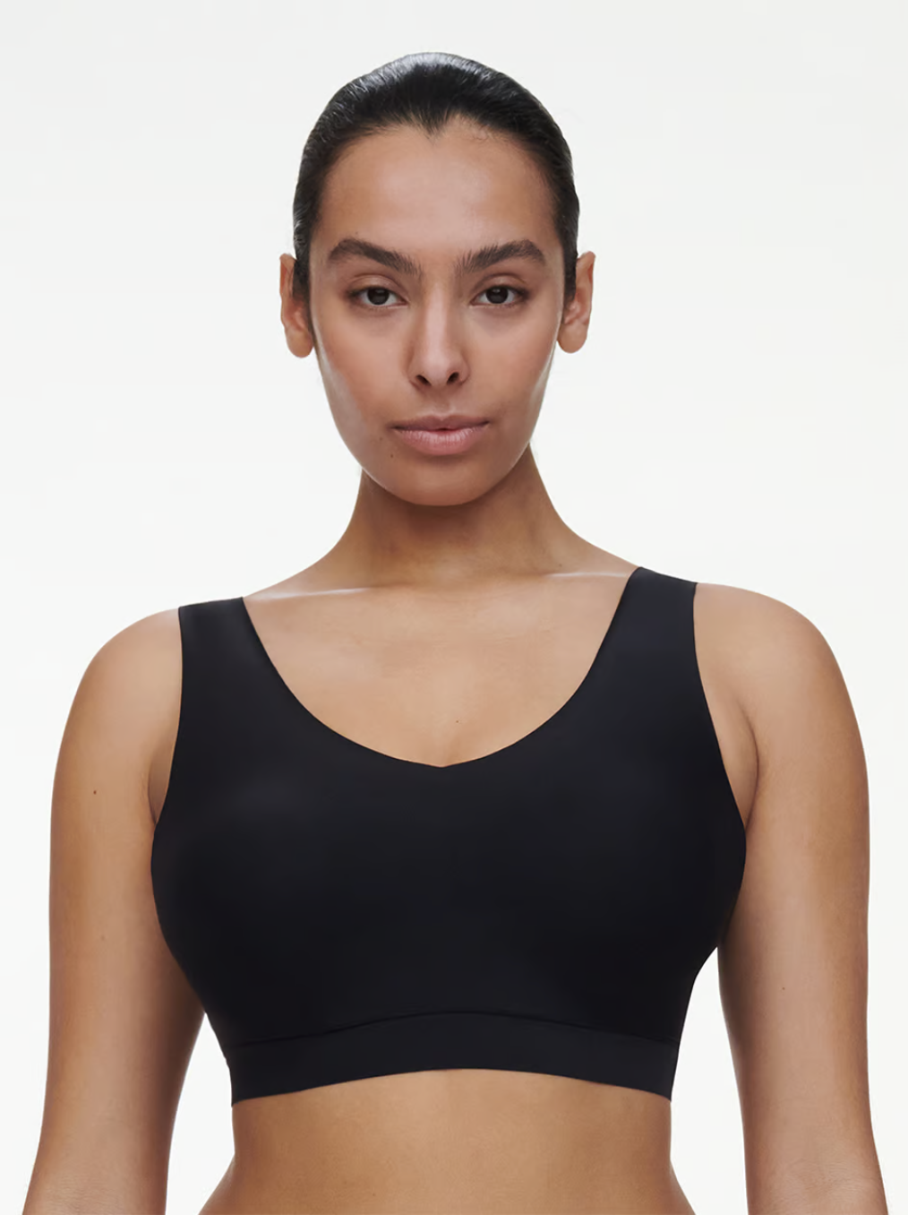 Softstetch bralette topp padded svart black, chantelle frilin, BH undertøy norge dame