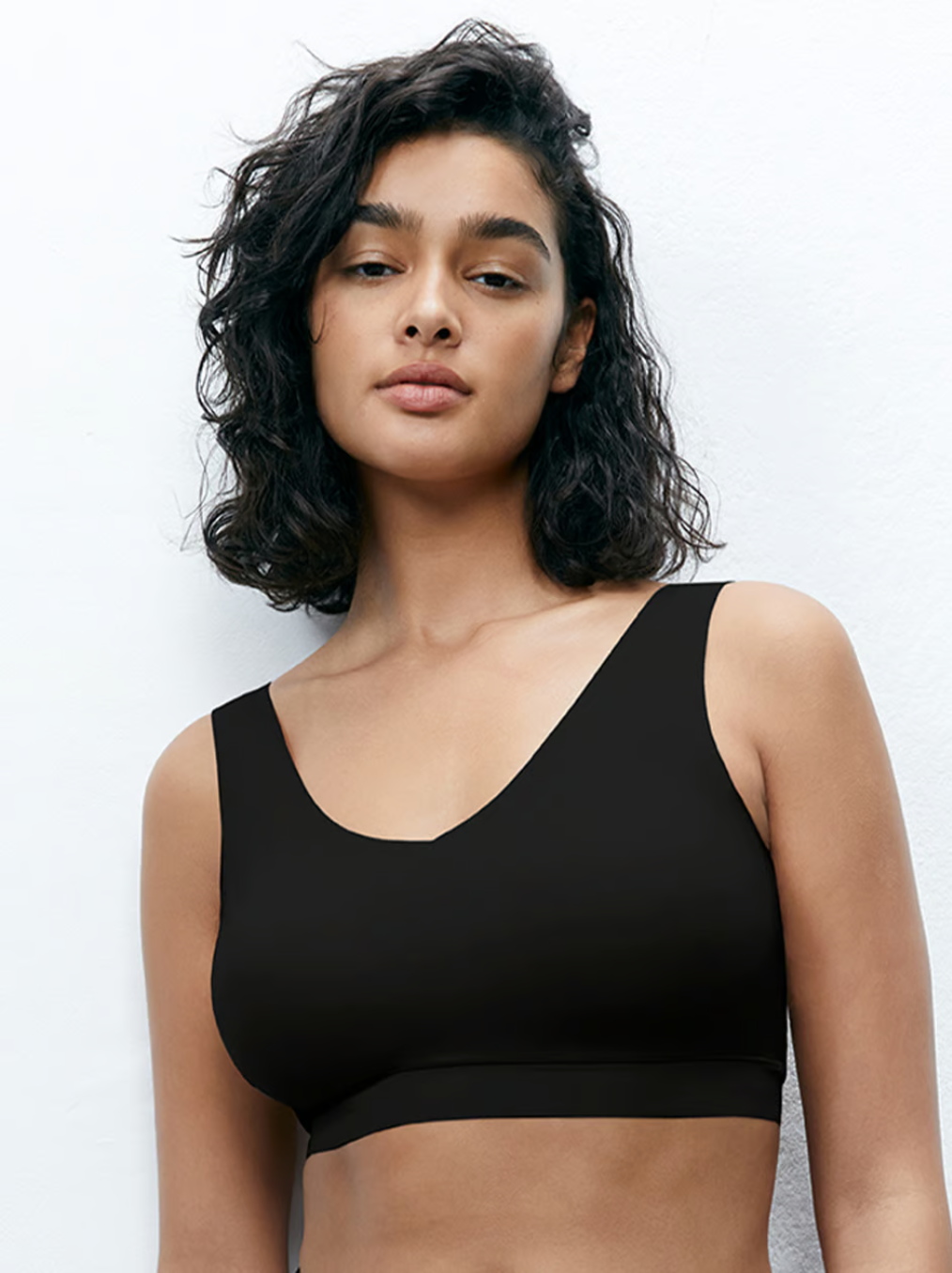 Softstetch bralette topp padded svart black, chantelle frilin, BH undertøy norge dame