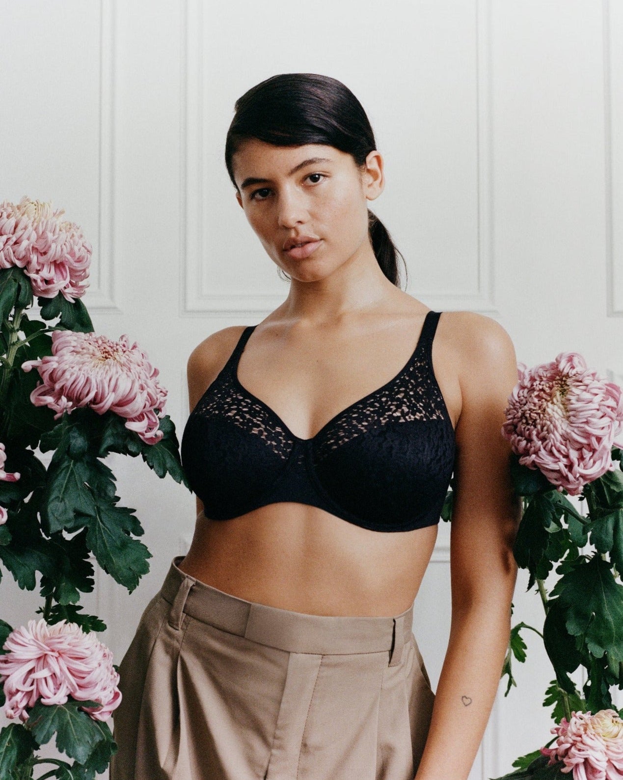 BH Full cup Covering molded comfort, svart Chantelle Norah Undertøy frilin dame