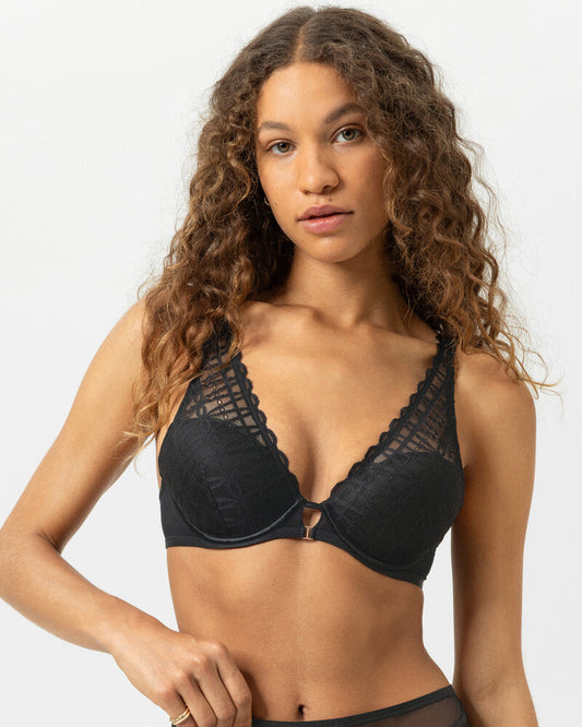 BH padding smart foam triangel plunge svart black, mey captivating, frilin norge dame