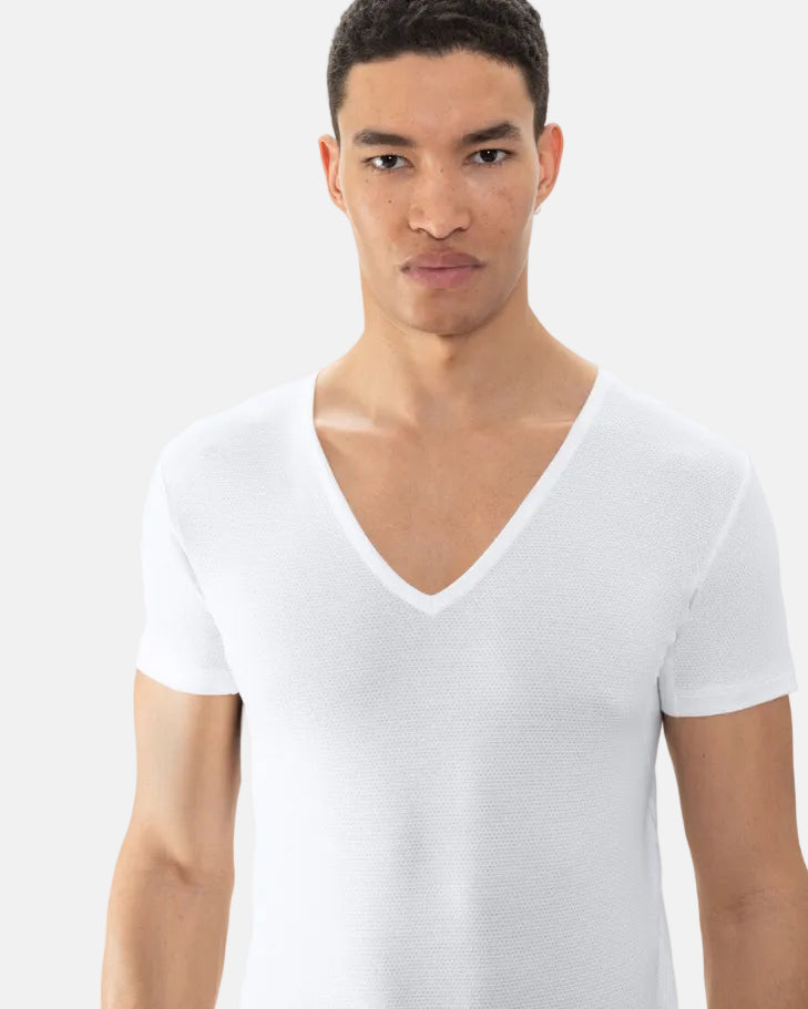 T-skjorte V-neck Undertøy herre mann, trøye Dry cotton breeze Mey, bomull hvit beige nude light skin, frilin norge