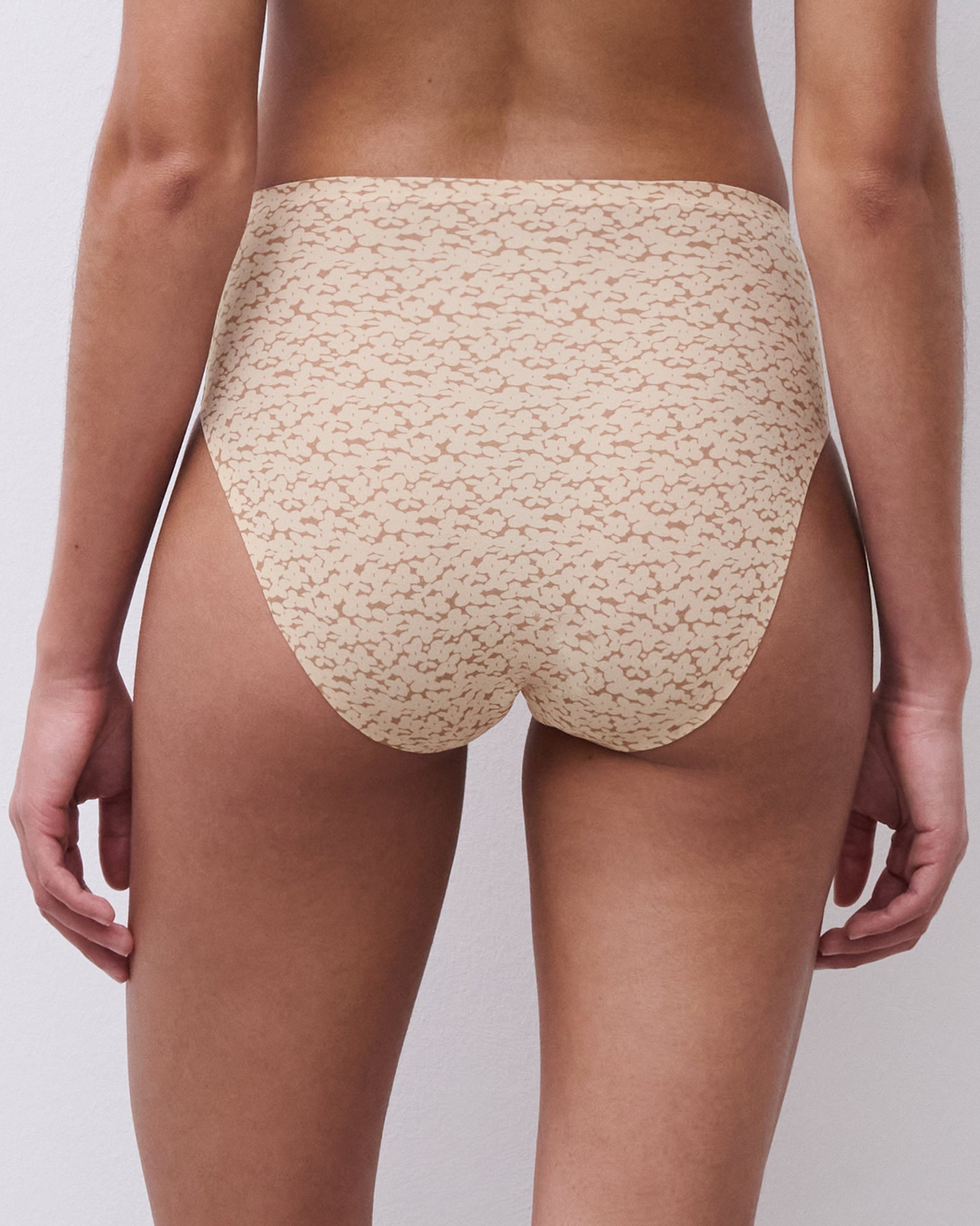 Truse sømløs Softstretch Chantelle high cut nude beige undertøy frilin norge