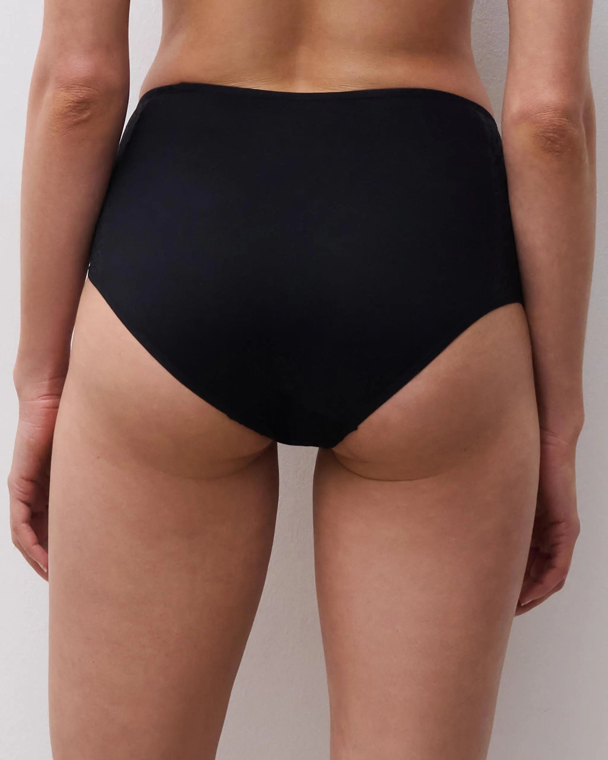 Truse med høyt liv høytlivstruse svart chantelle norah blonde, undertøy frilin norge