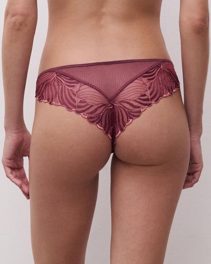 Thong stringtruse, chantelle legend, sienna rød burgunder, undertøy frilin norge