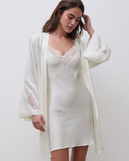 Nattkjole chemise modal viskose, chantelle Legend, milk hvit, frilin undertøy norge