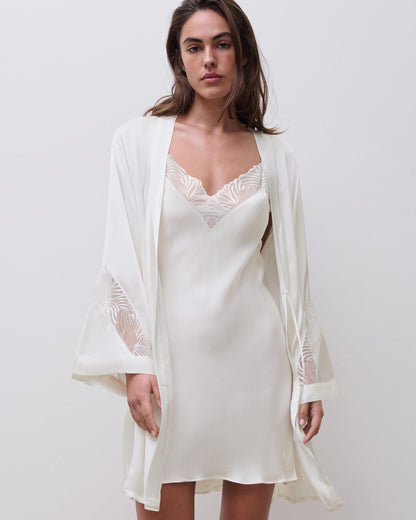 Nattkjole chemise modal viskose, chantelle Legend, milk hvit, frilin undertøy norge