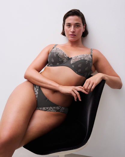 Truse tai slip brazilian Chantelle Champs Elysées grå blushed ash grey, Frilin undertøy norge