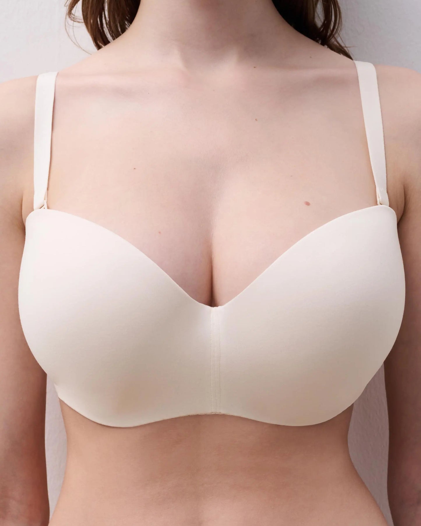 BH uten stropper stroppeløs Chantelle off white pearl Norah, Undertøy frilin norge