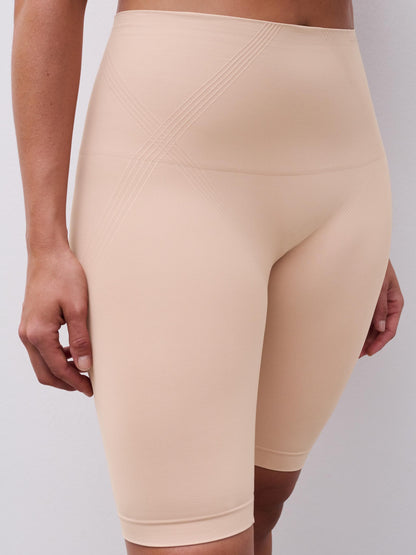 Shapewear hold-in shorts lang, undertøy norge dame, chantelle, beige nude