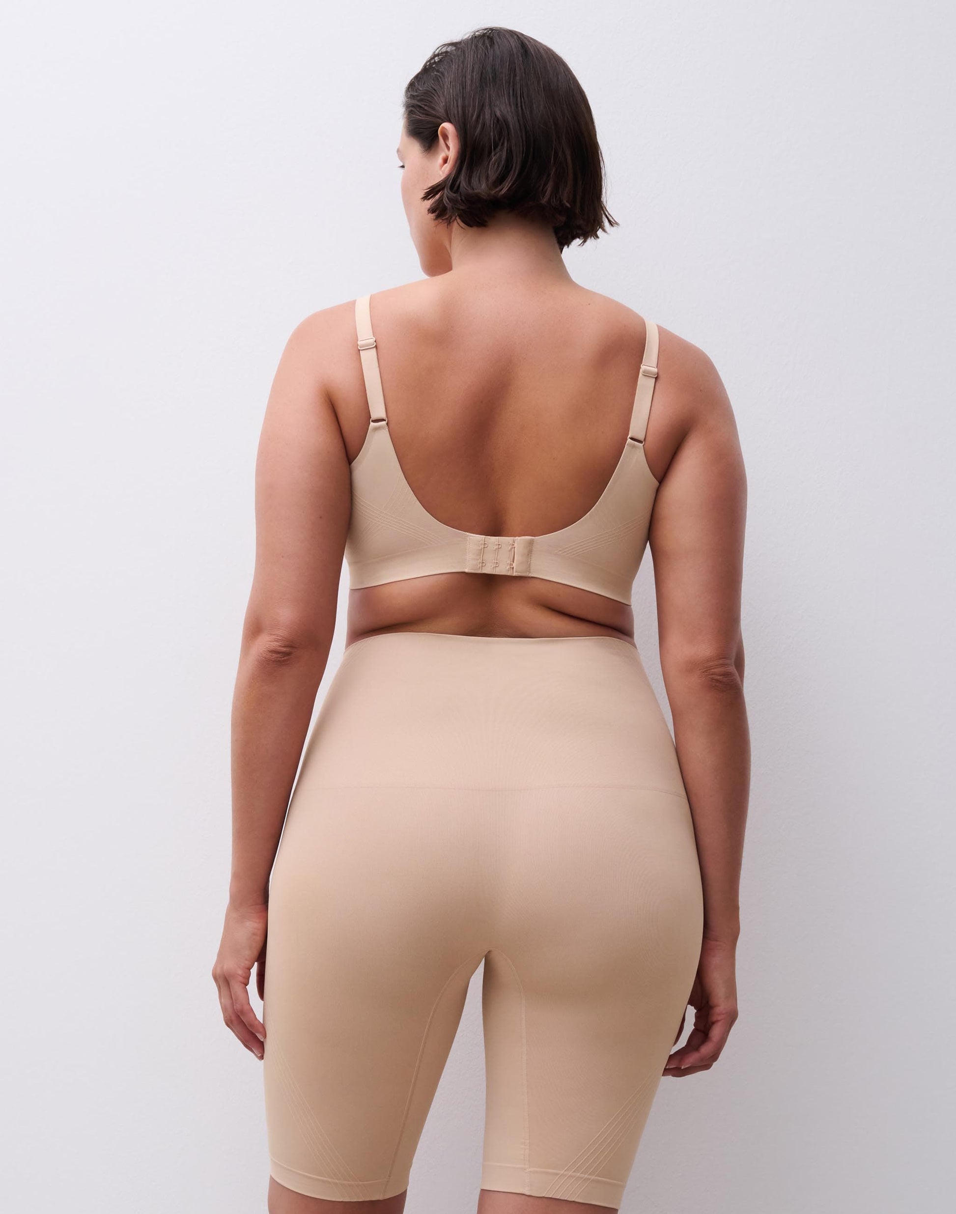 Shapewear hold-in shorts lang, undertøy norge dame, chantelle, beige nude