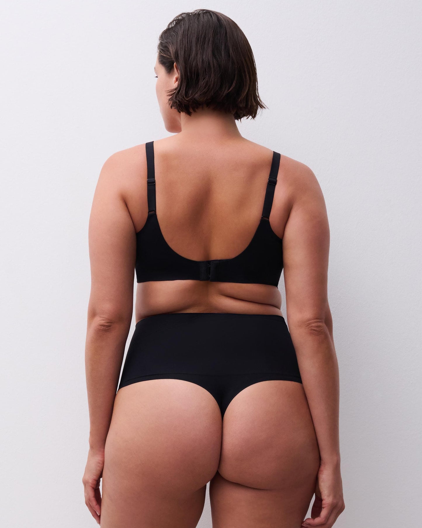 Thong høyt liv shapewear hold-in high waist string, undertøy norge dame, chantelle, svart black