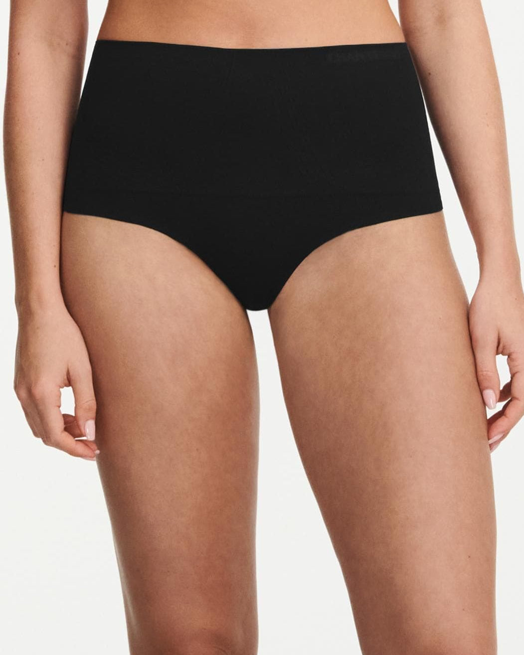 Thong høyt liv shapewear hold-in high waist string, undertøy norge dame, chantelle, svart black