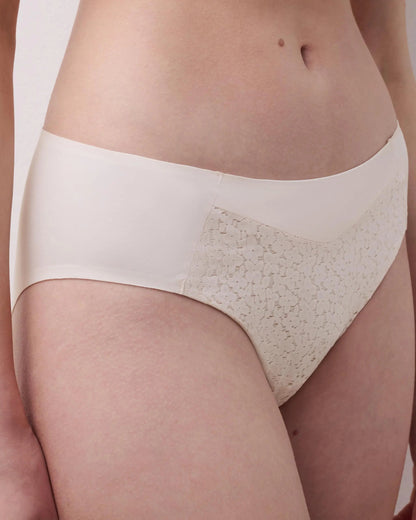 Truse tai bikini off white pearl, Chantelle Norah, undertøy dame frilin