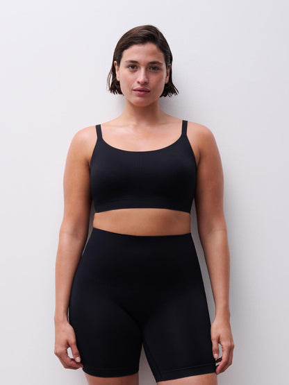 Shapewear hold-in biker shorts, undertøy norge dame, chantelle, svart black